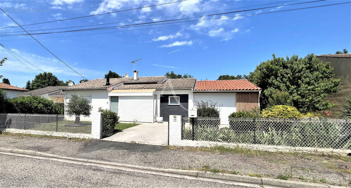 Maison à MONTAYRAL