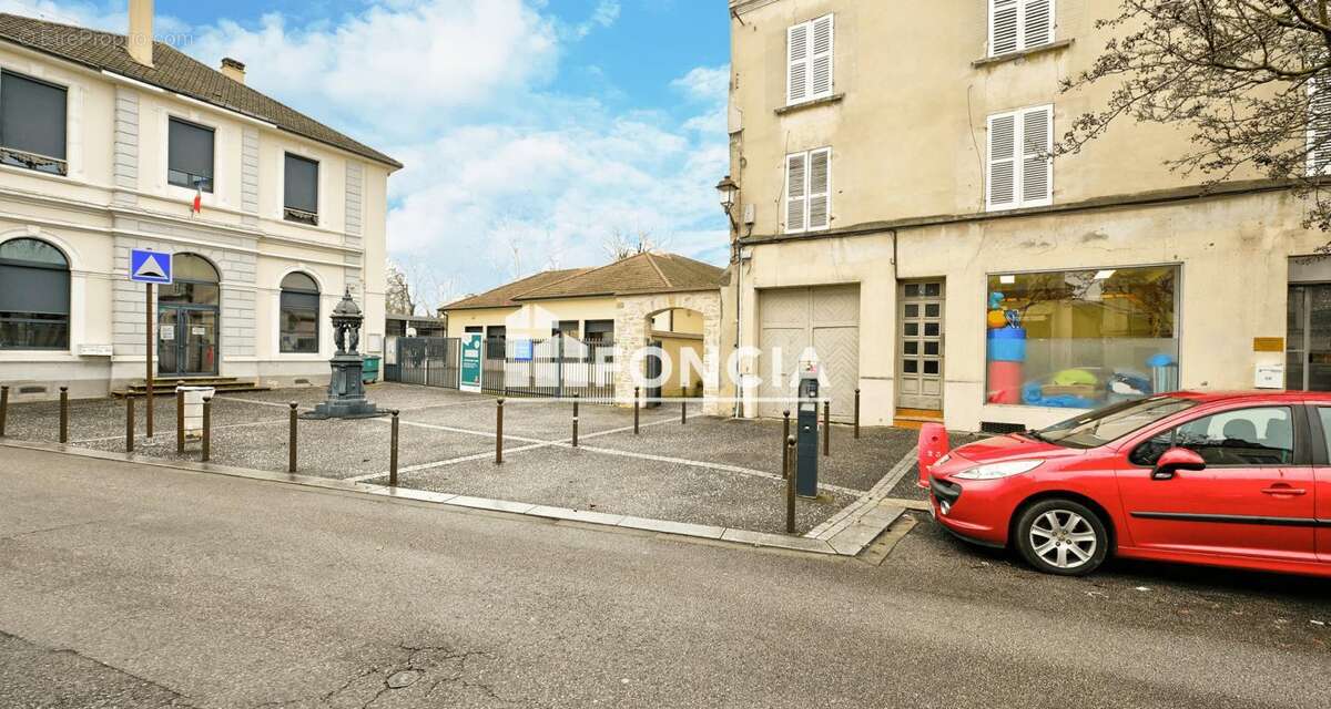 Appartement à MANTES-LA-JOLIE