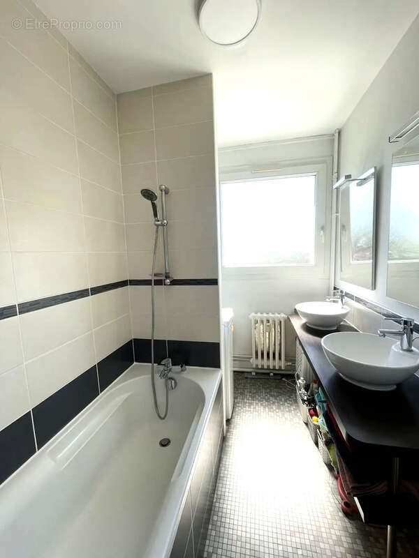 Appartement 81 m² à Compiegne  - photo 4