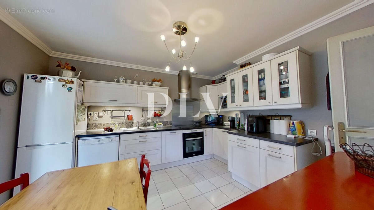 Maison à VULAINES-SUR-SEINE