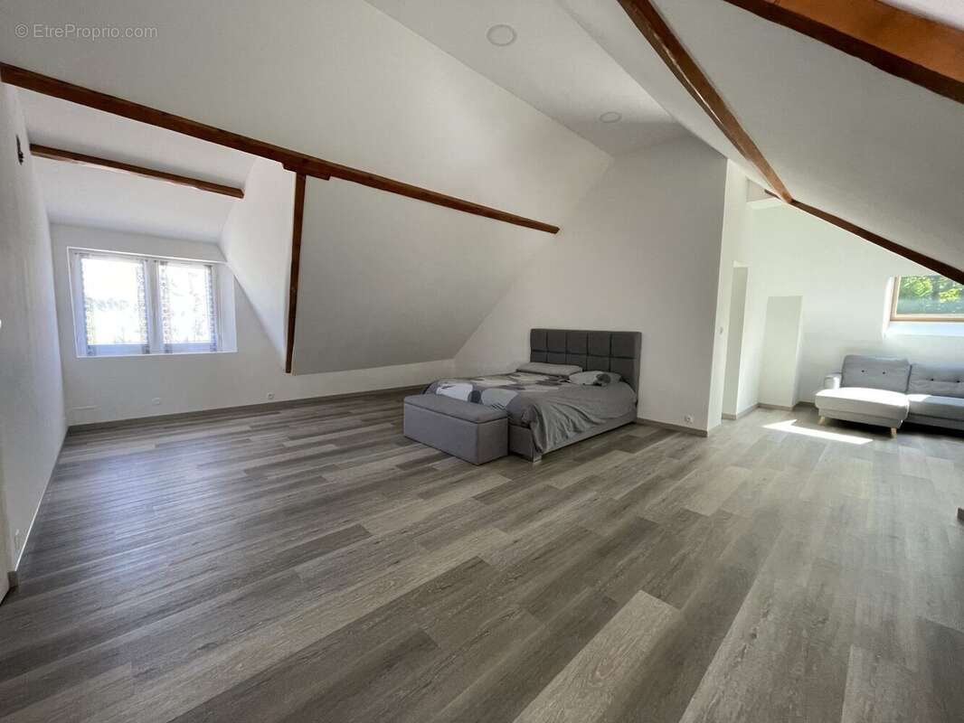 Maison à SUEVRES
