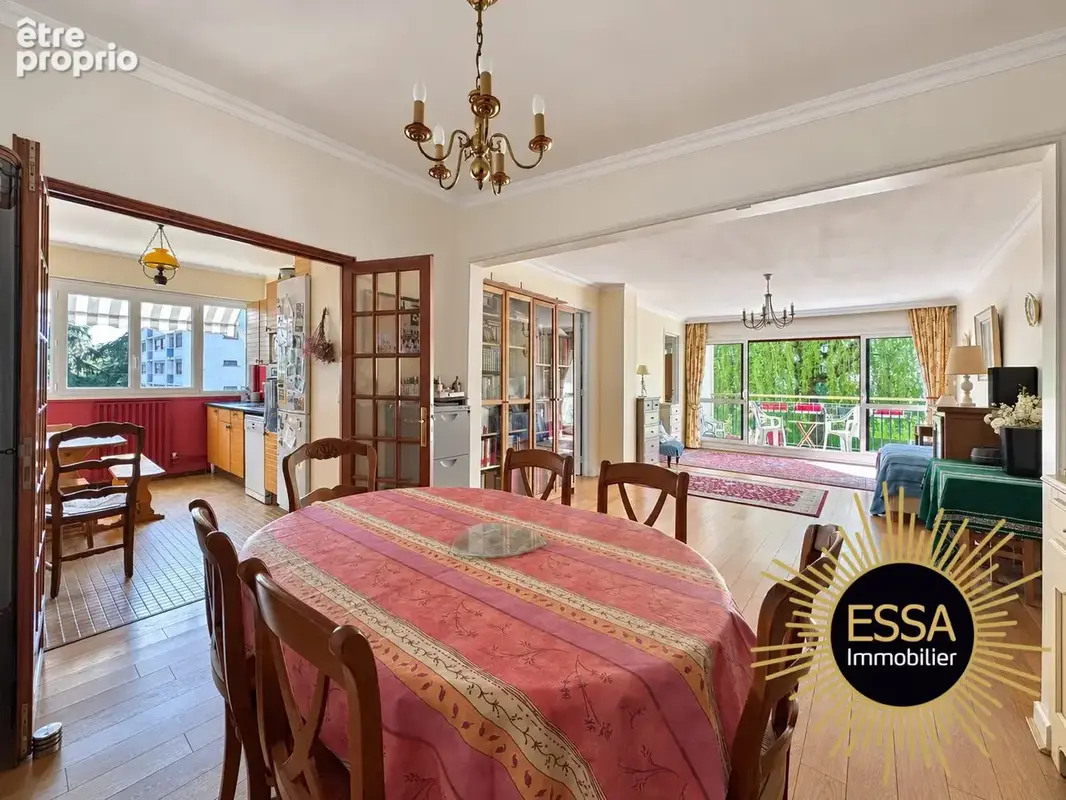 Appartement à NOISY-LE-ROI