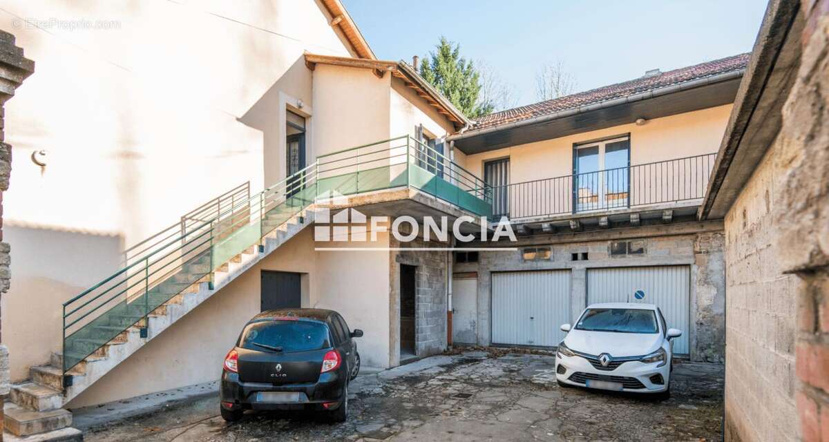 Appartement à AUBIN