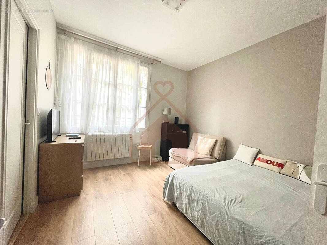 Appartement à LE KREMLIN-BICETRE