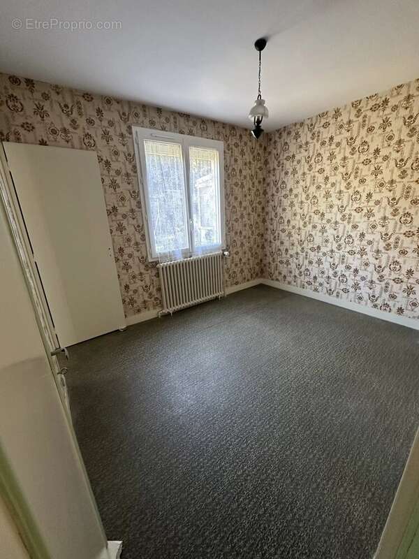 Pavillon sur sous-sol 5 pièces 75 m²,  piece de vie possible 40 m² - photo 13