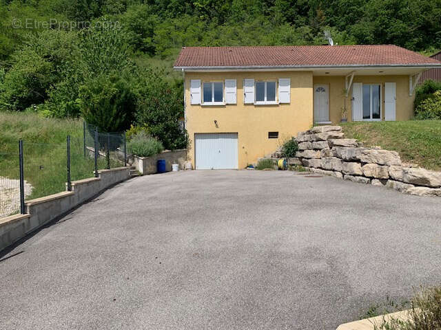 Maison à RUY