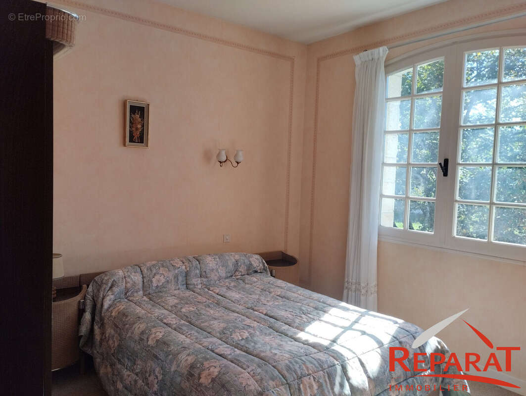 Maison à SAINT-AULAIRE