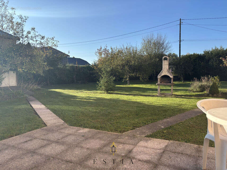 Maison à THIEBAUMENIL