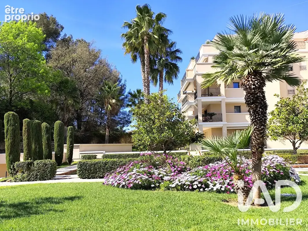 Photo 1 - Appartement à HYERES