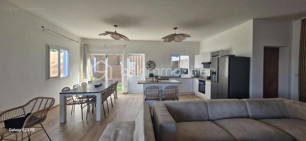 Maison à SAINT-PIERRE