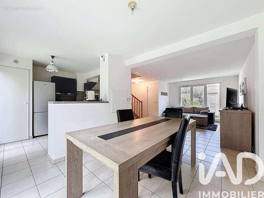 Photo 2 - Maison à OTHIS