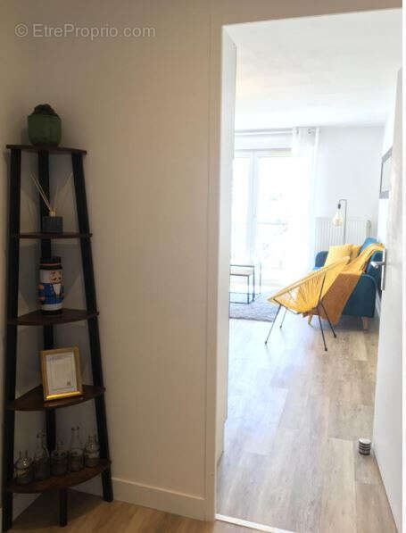 Appartement à COURCOURONNES