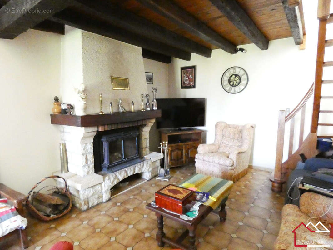 Maison à SAINT-PRIVAT-DES-PRES