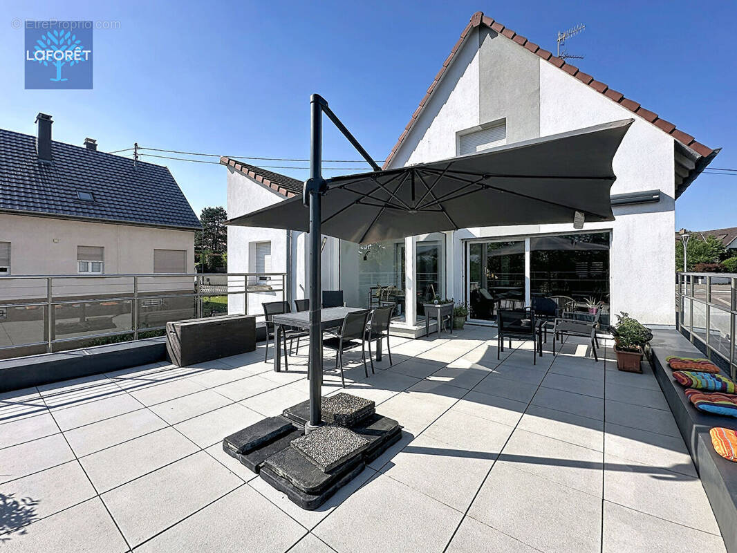 Maison Lampertheim 6 pièce(s) 257 m2 - photo 1