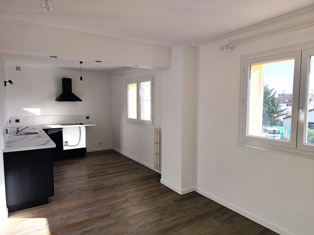 Appartement à MANDELIEU-LA-NAPOULE