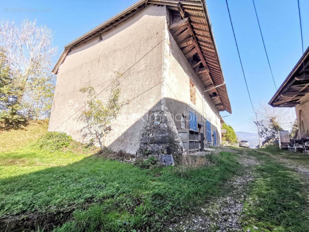 Maison à LA BIOLLE