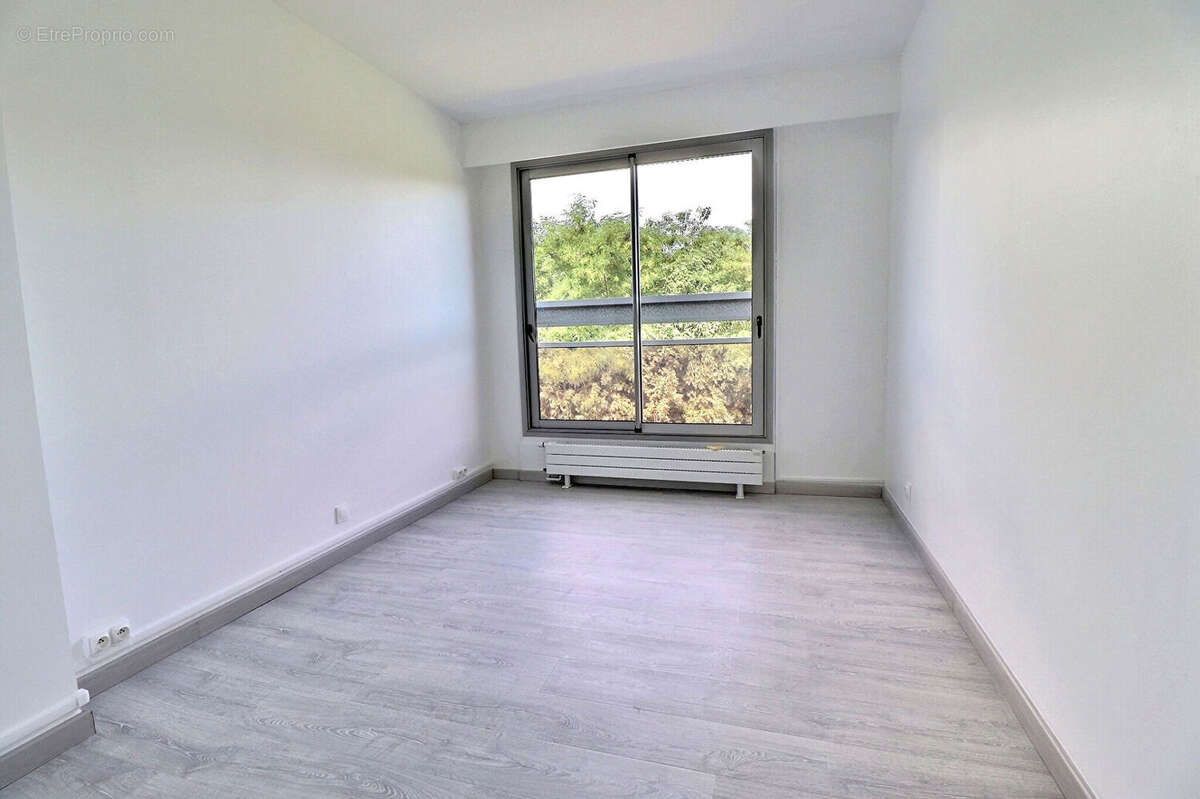 Appartement à MAREIL-MARLY