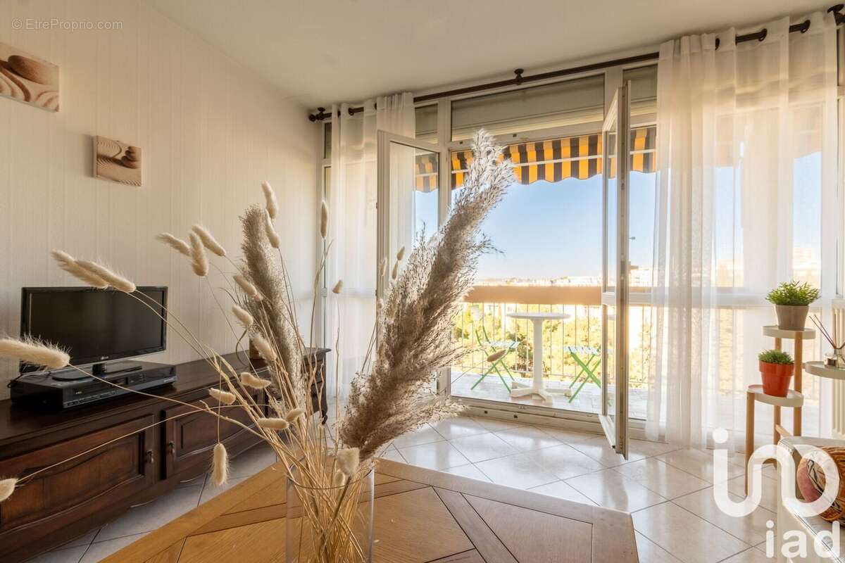 Photo 3 - Appartement à MARSEILLE-14E