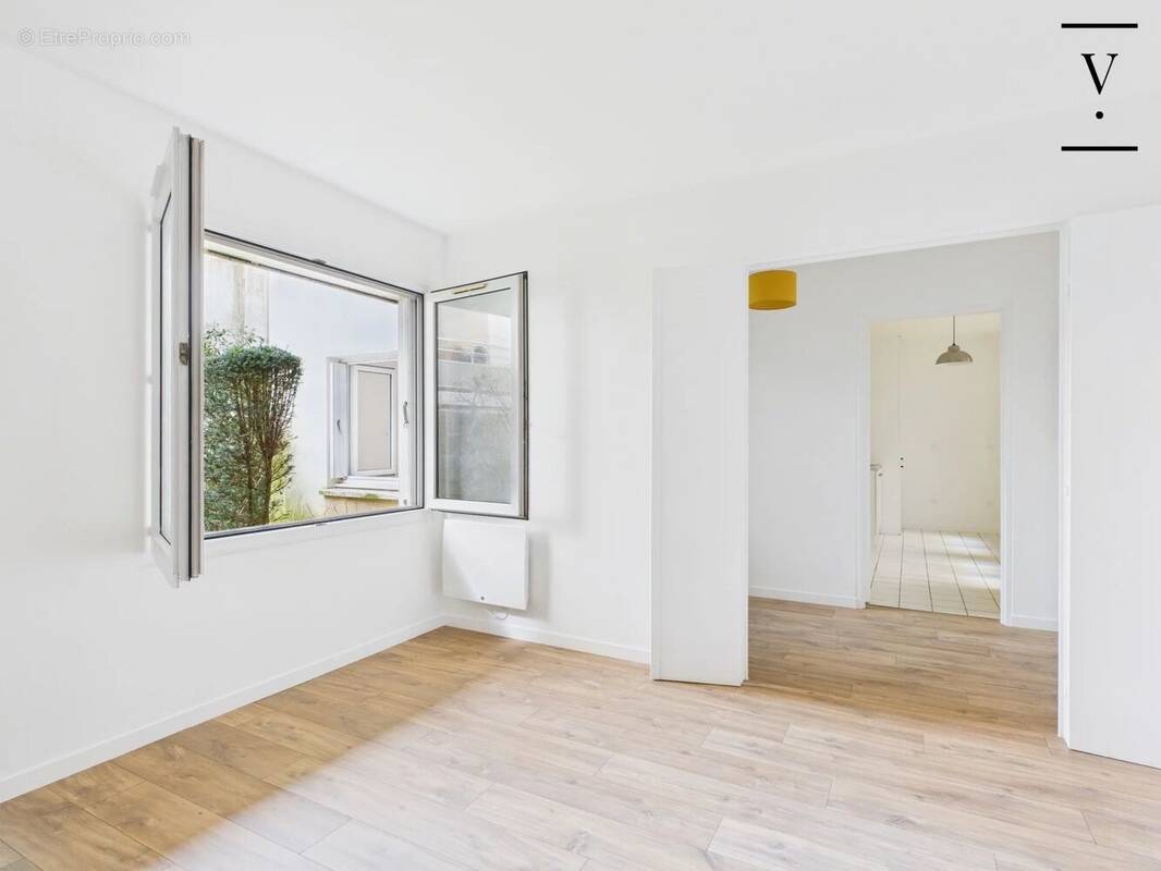 Appartement à PARIS-11E