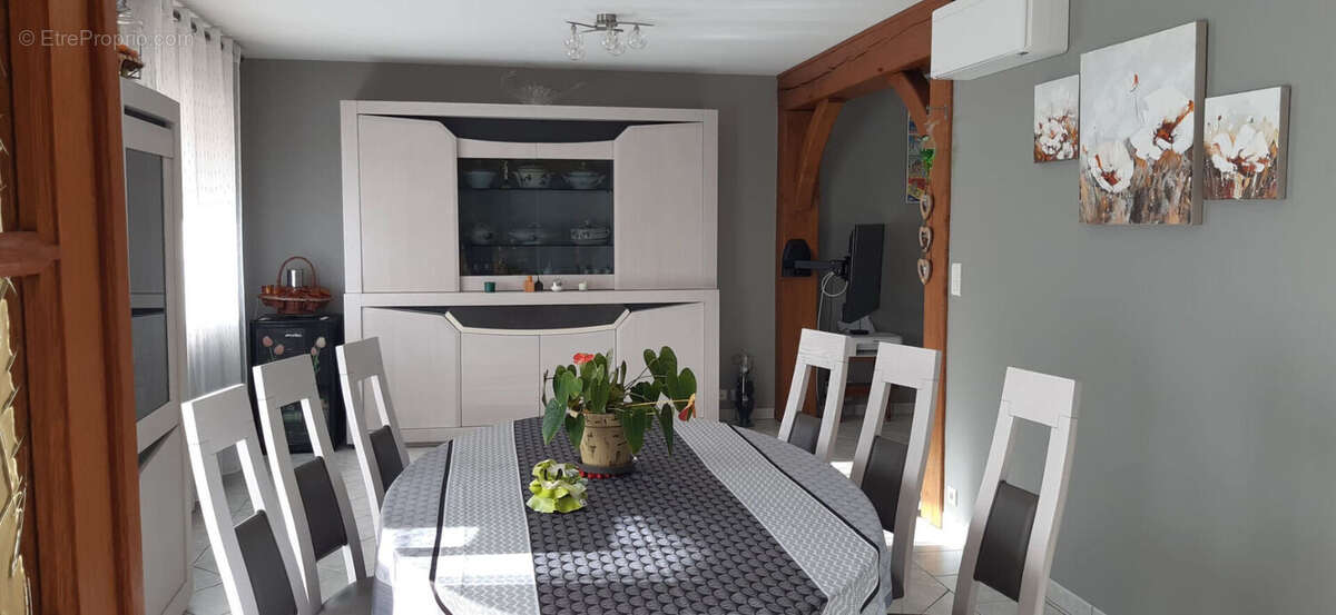 Maison à PIERRE-DE-BRESSE