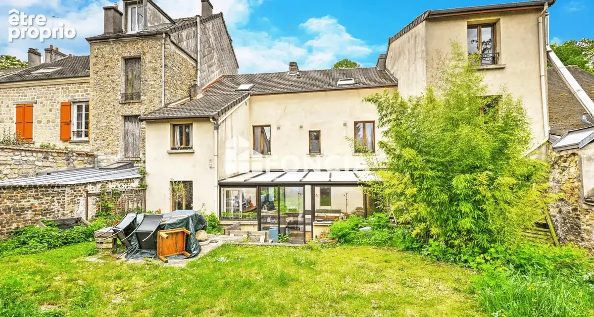 Immeuble de rapport situé en centre ville de Pontoise - photo 4