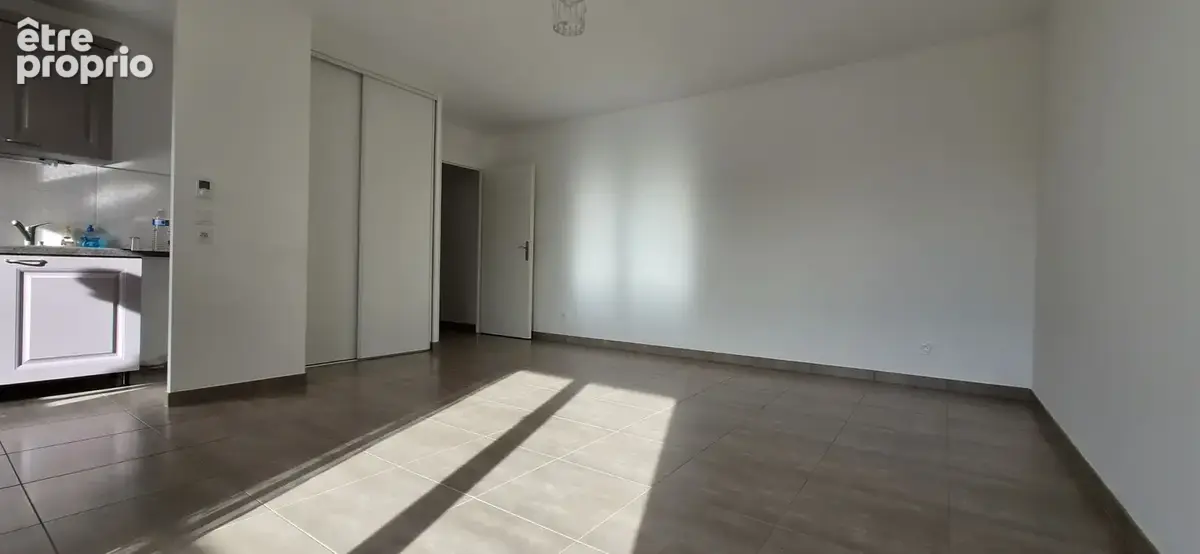 3 pieces / balcon / 2 parkings - photo 3