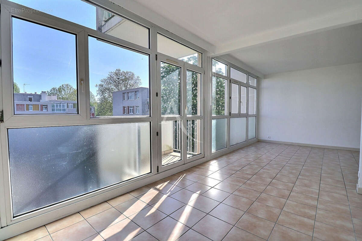 Appartement à MAISONS-LAFFITTE