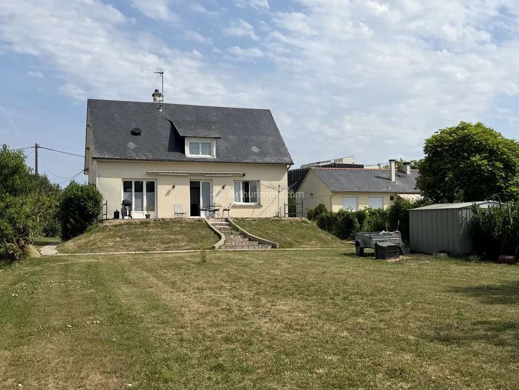 Maison à VOUVRAY-SUR-LOIR