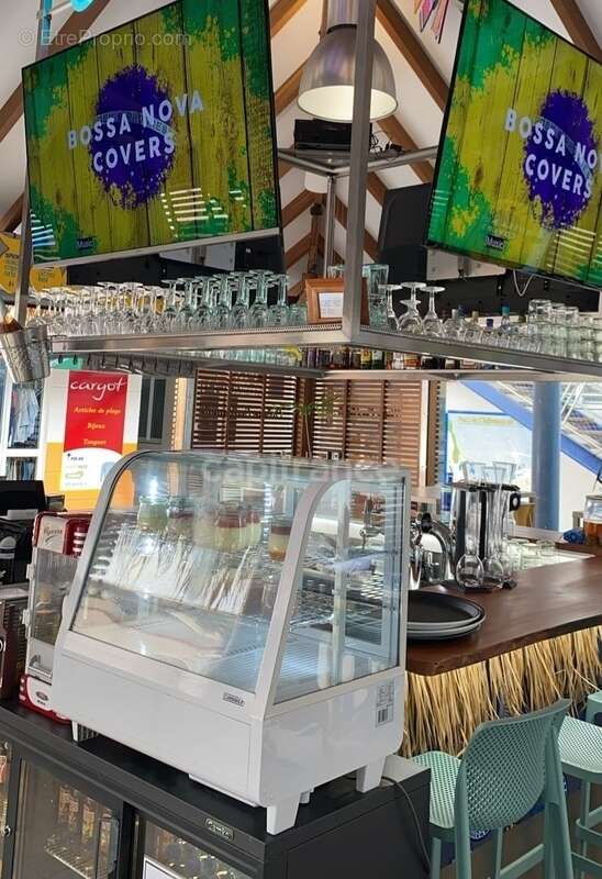 Commerce à LE MARIN