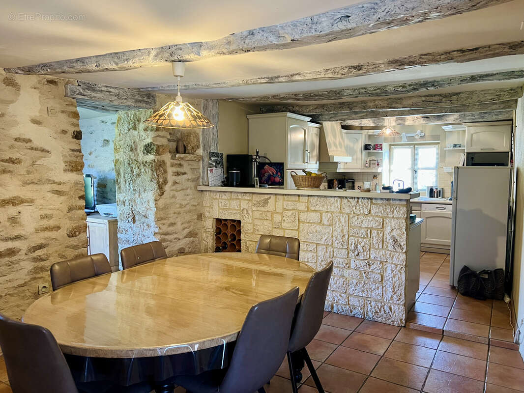 Maison à SALVAGNAC-CAJARC