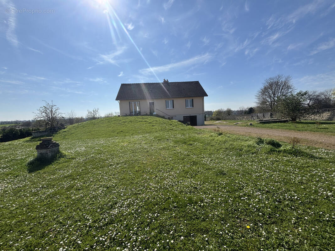 Maison à CHATILLON-SUR-SEINE