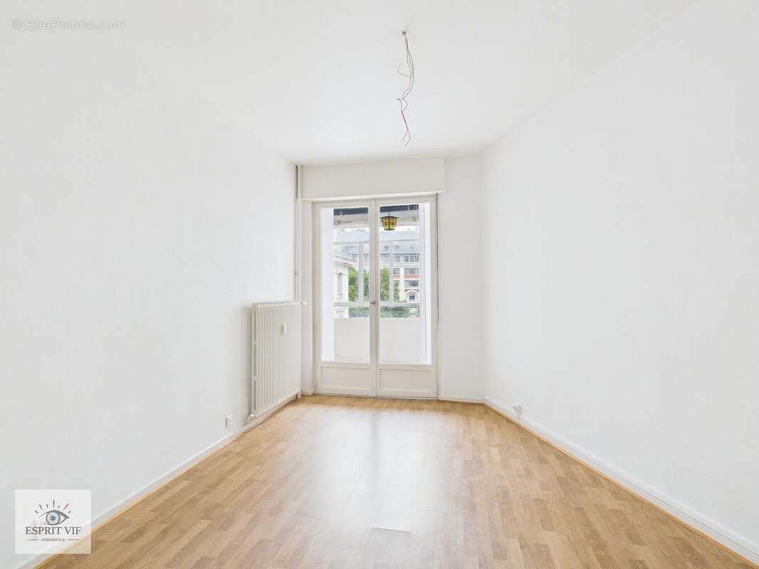 Appartement 111 m² à Epinal  - photo 6