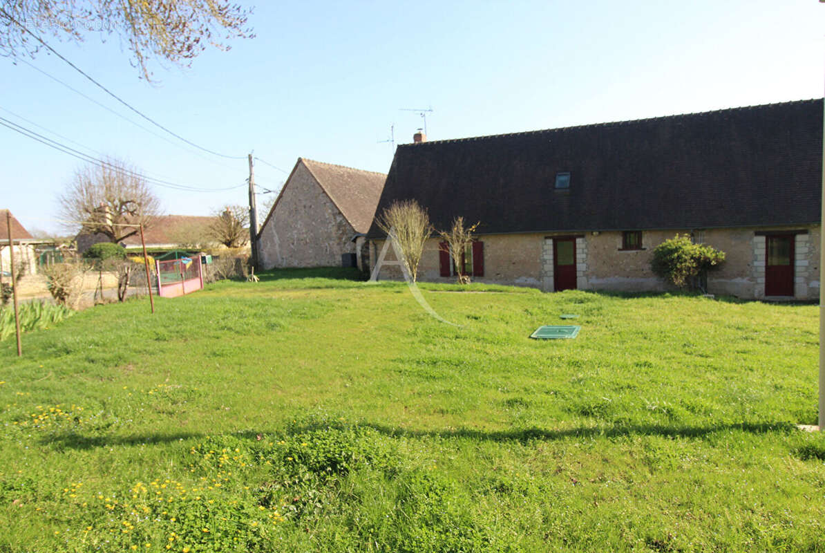 Maison à REIGNAC-SUR-INDRE