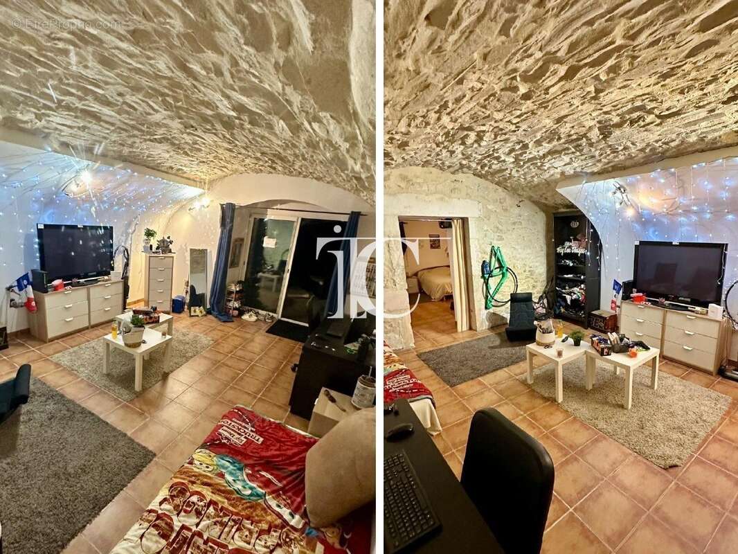 Sud barjac, maison de village de caractere, 178m2, 3 chambres, piscine, jardin 960m2 - photo 11
