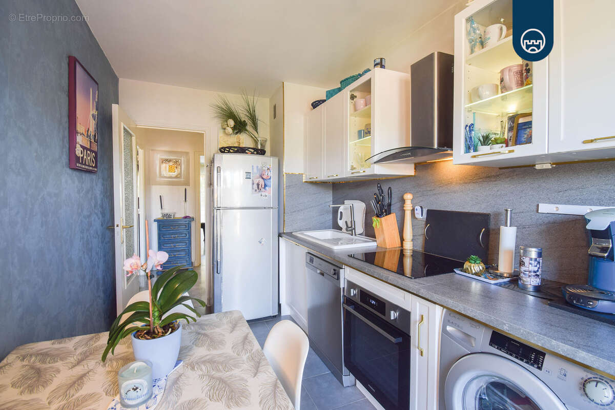 Appartement à LE CANNET