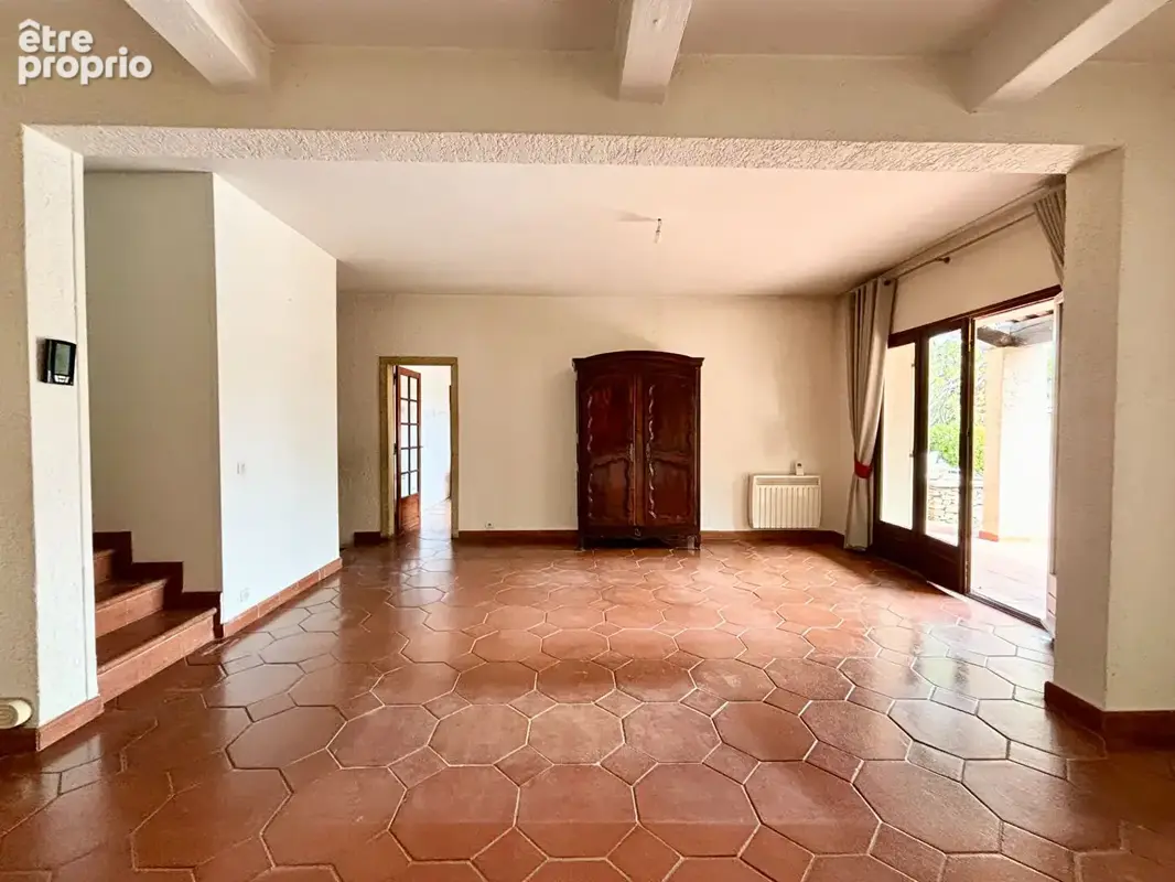 Allauch - Les Aubagnens: Villa de charme T6 d'environ 121m2 avec terrain plat de 1550m2 et piscine - photo 9