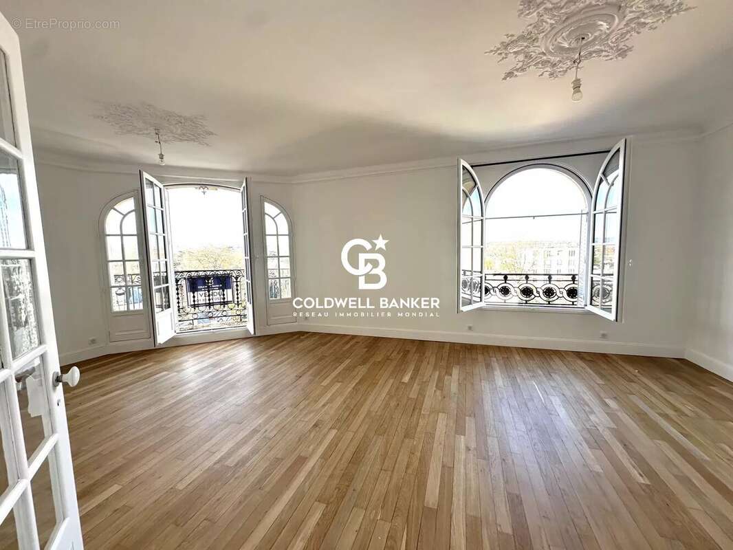 Appartement à LE VESINET