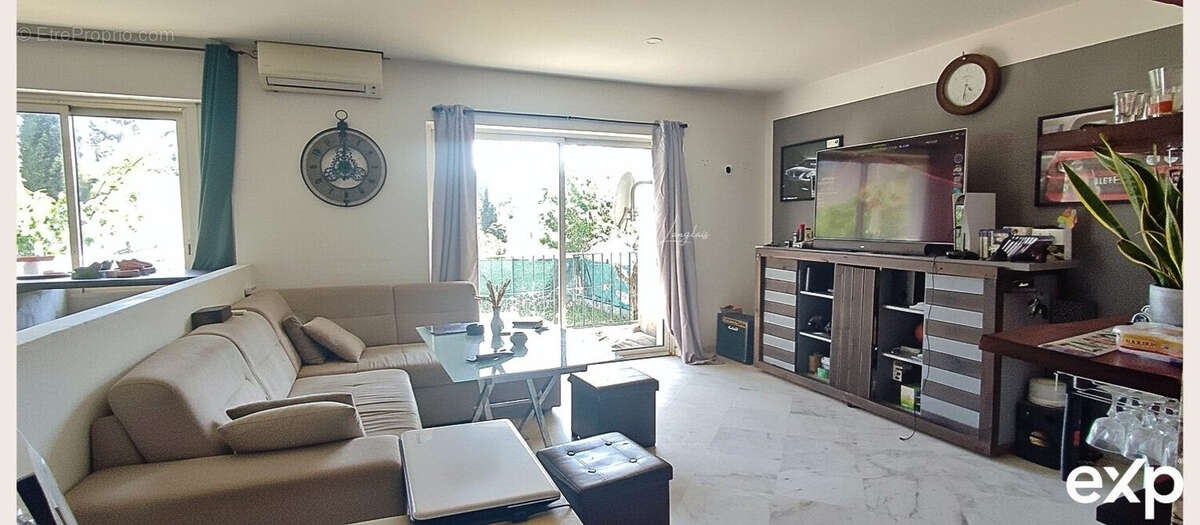 Appartement à MOUGINS