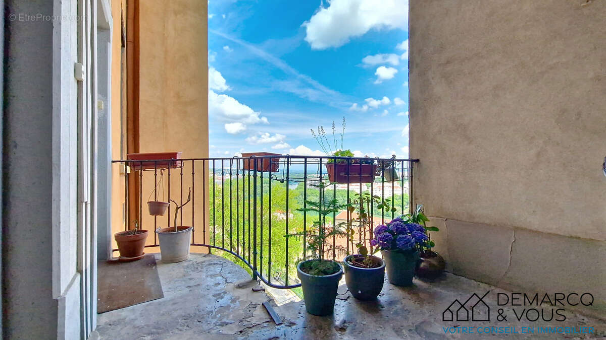 Appartement à LYON-1E