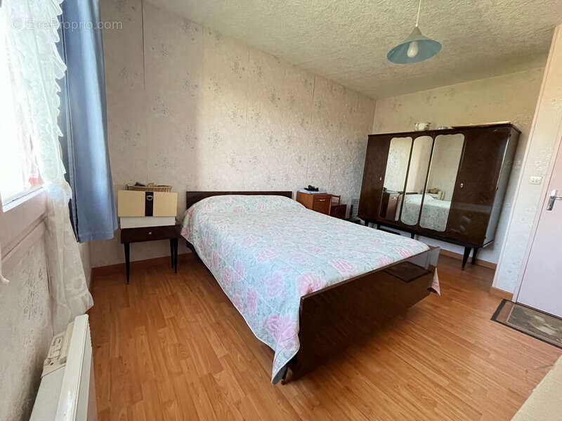 Maison à SAINT-FARGEAU