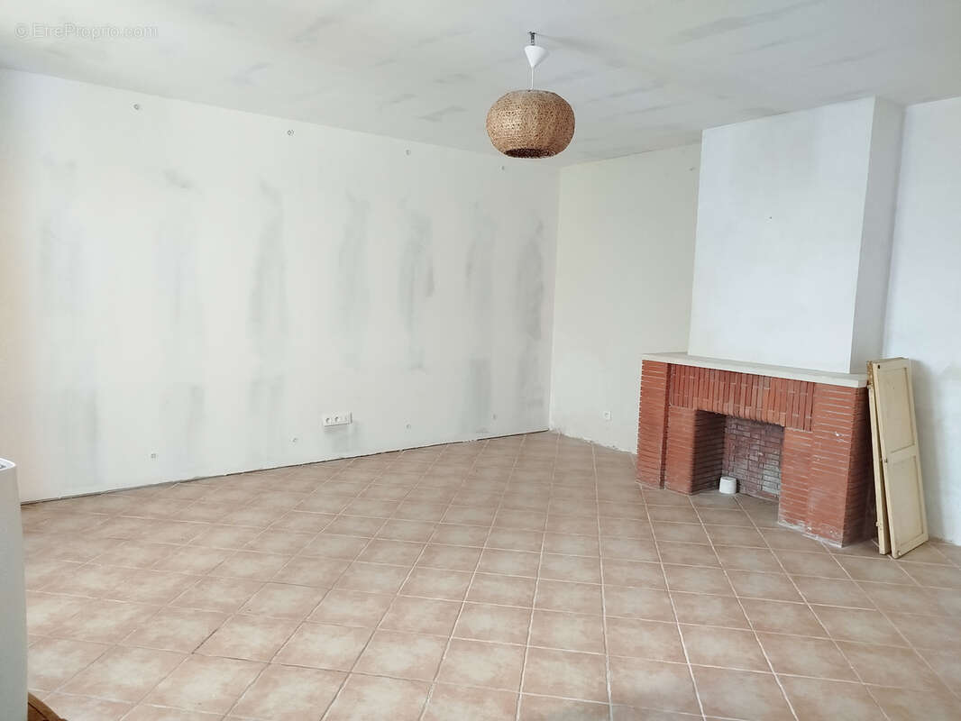 Maison à SAINTE-RADEGONDE