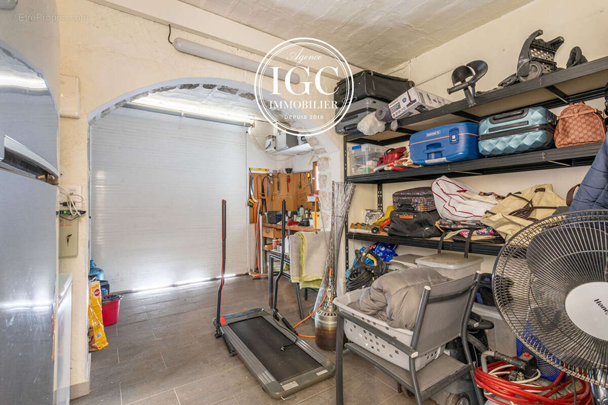 Maison à CARRY-LE-ROUET