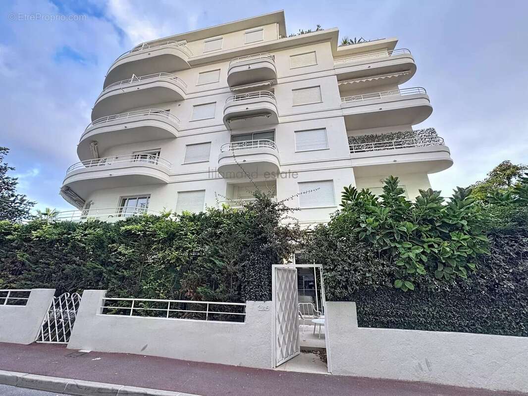 Appartement à CANNES