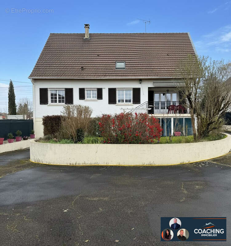 Maison à FRIGNICOURT