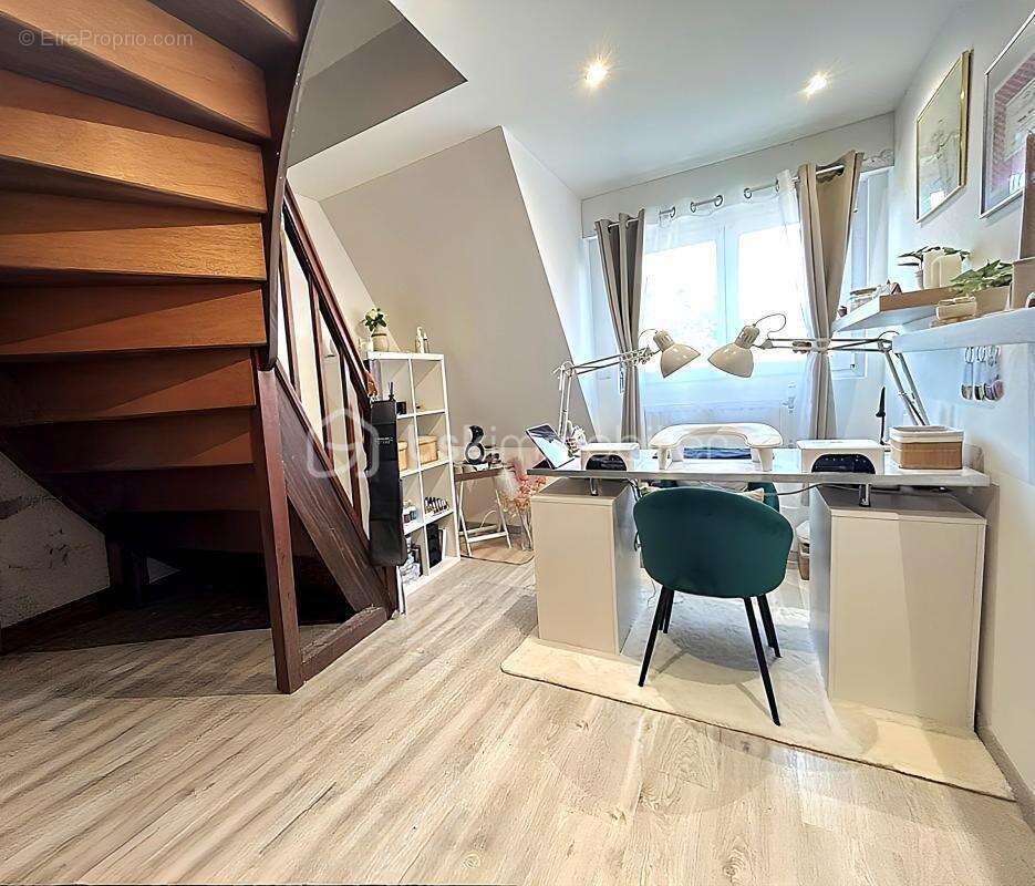 Maison à NEUVILLE-SUR-ESCAUT