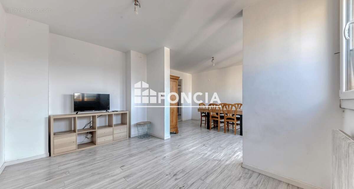 Appartement à LYON-7E