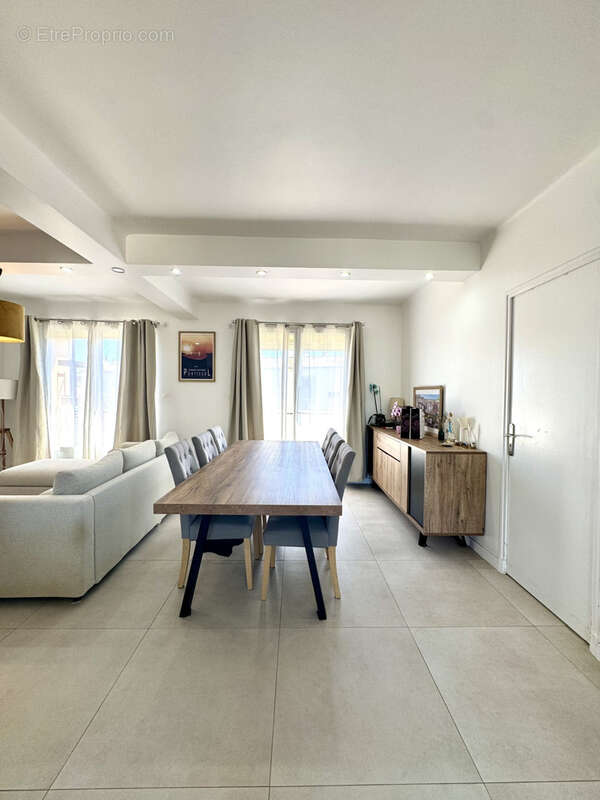 Appartement type 4 62m2 entièrement rénové - photo 6