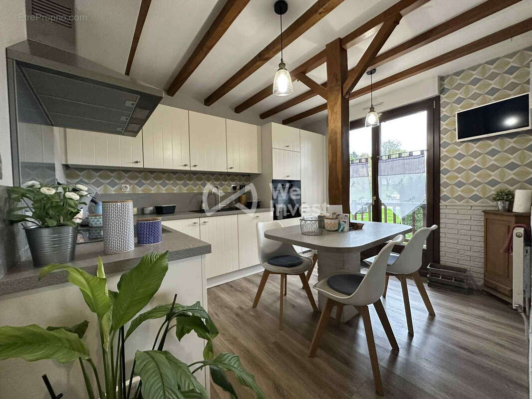 Maison à VAUX-LES-MOUZON