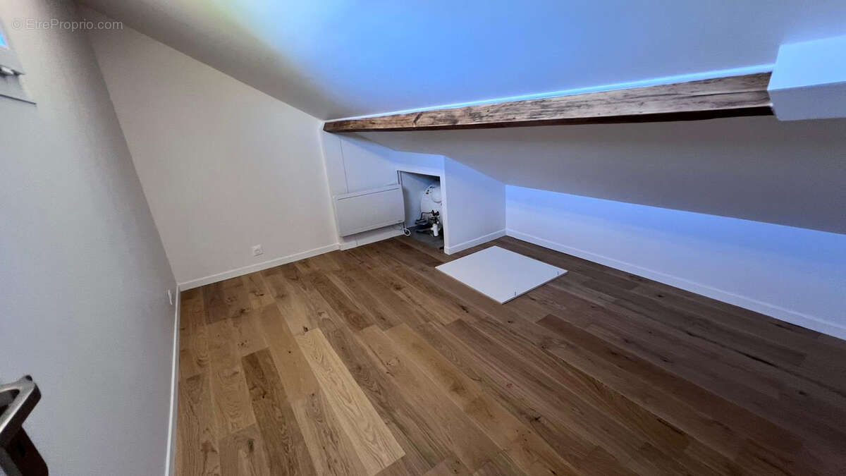 Appartement à BOIS-COLOMBES