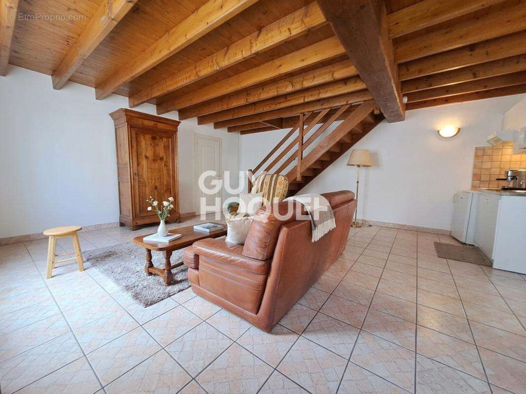 Maison à SURGERES